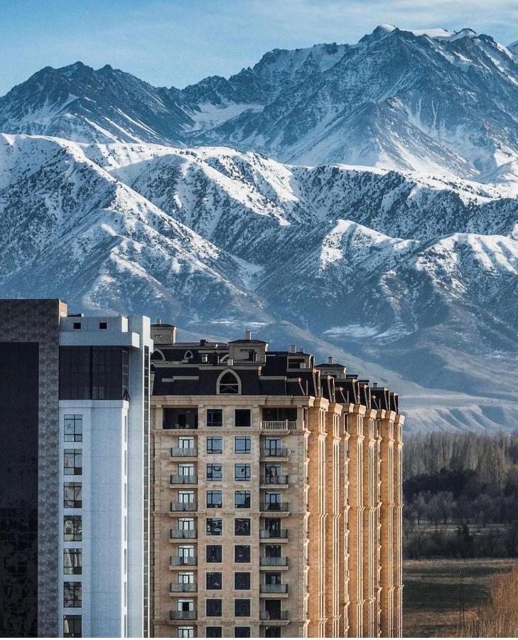 9Th And 6Th Floor Stylish Apartments With Mountainvista Bişkek Dış mekan fotoğraf